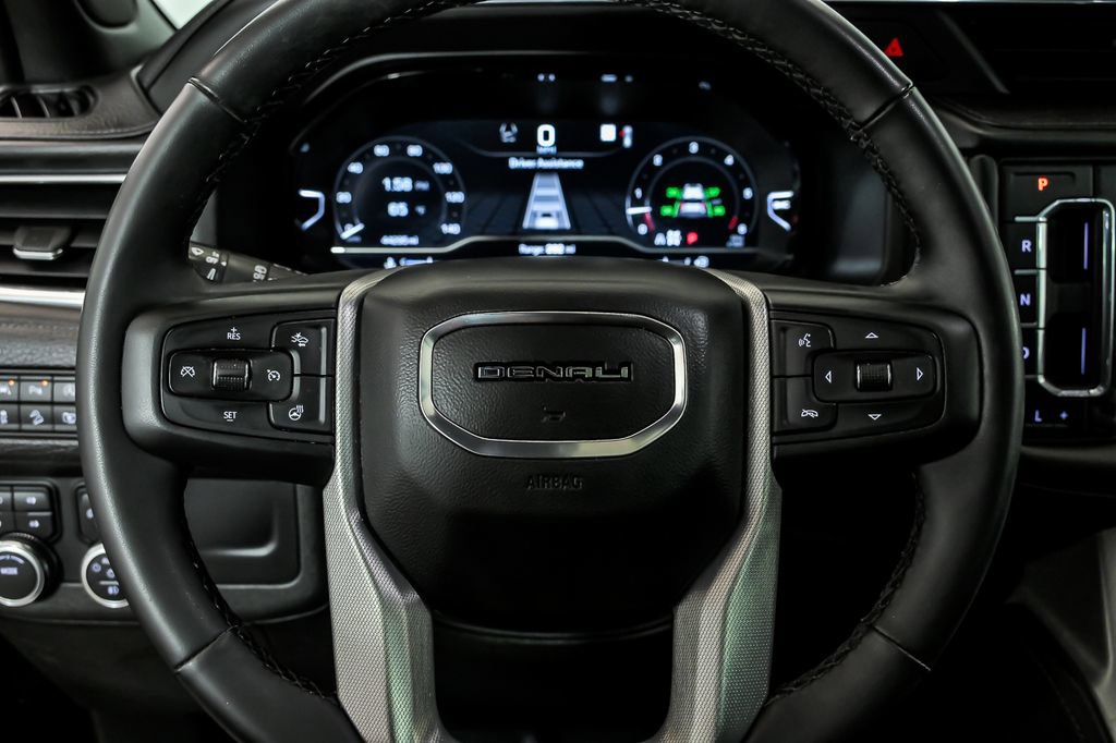 Used 2023 GMC Yukon XL Denali AWD/4WD image 21