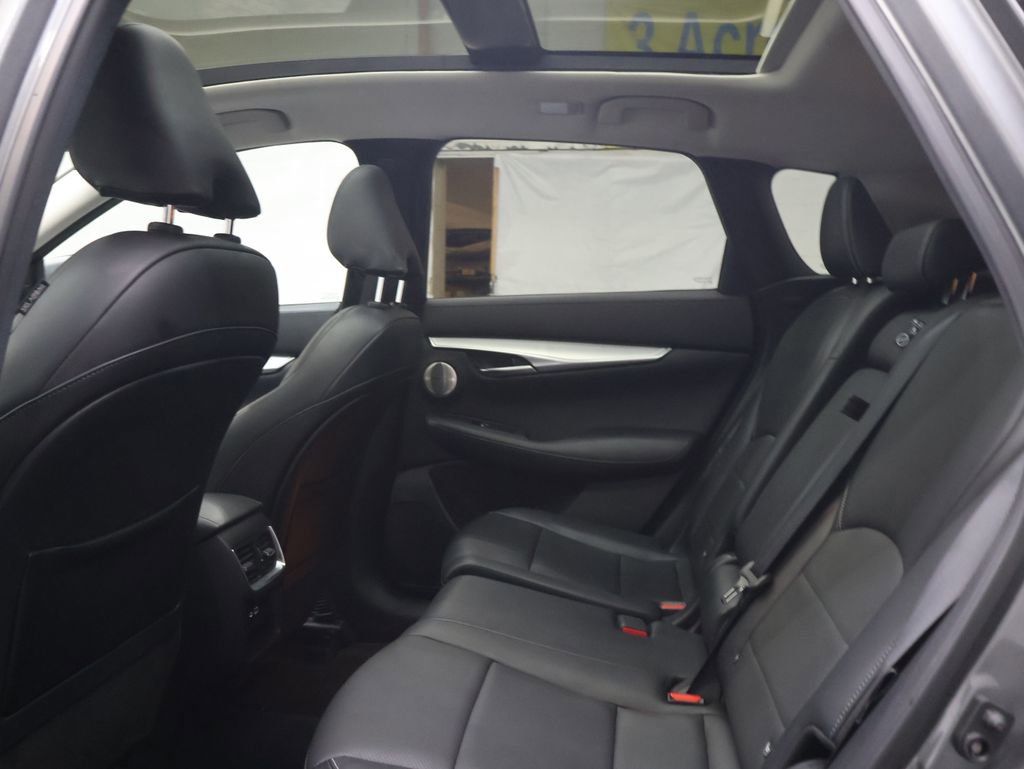Used 2022 INFINITI QX50 Essential AWD/4WD image 14