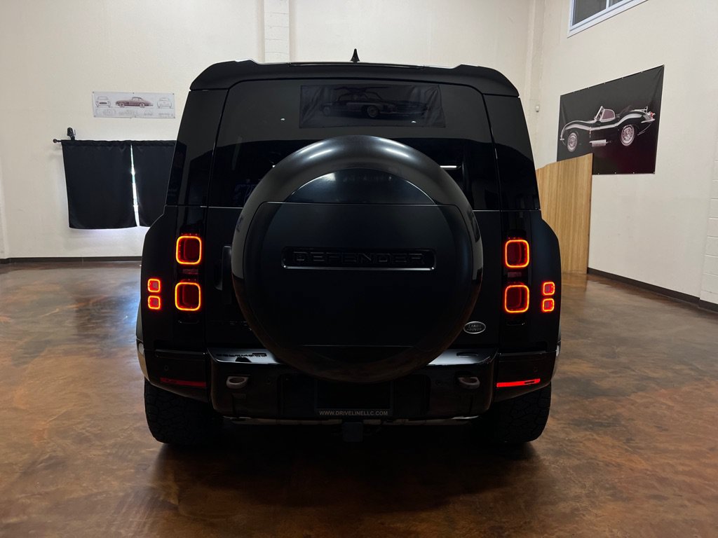 Used 2023 Land Rover Defender 110 X-Dynamic SE AWD/4WD image 8