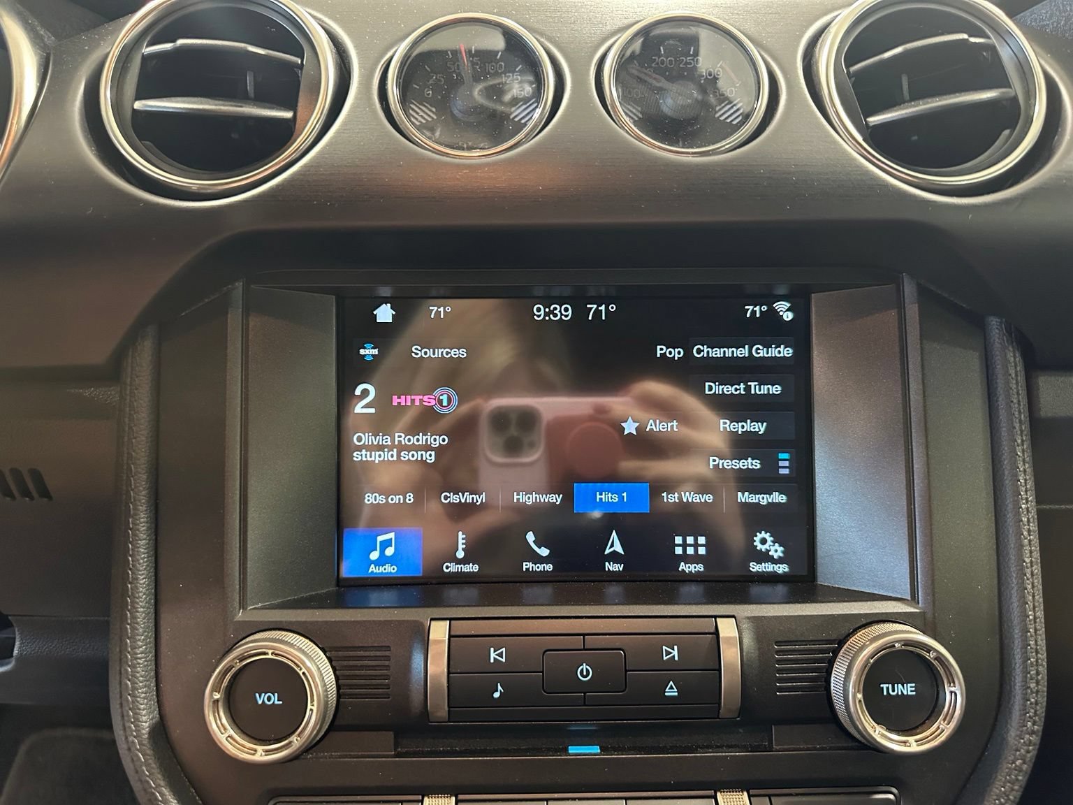 Used 2018 Ford Mustang Shelby GT350 w/ Electronics Package RWD image 27