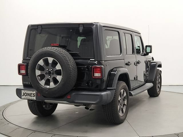 Used 2019 Jeep Wrangler Unlimited Sahara AWD/4WD image 6