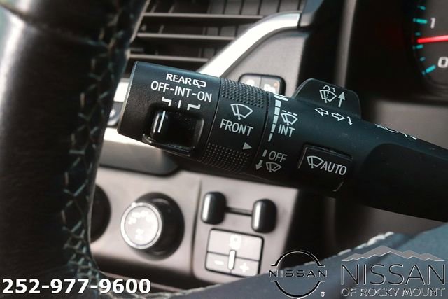Used 2020 Chevrolet Suburban Premier w/ Premier Plus Edition image 33