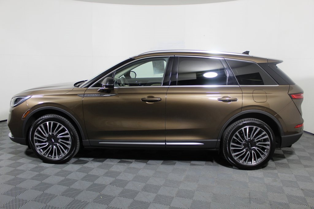 Used 2022 Lincoln Corsair Reserve image 5