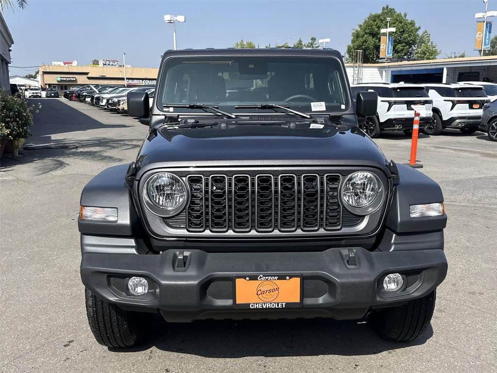 Used 2025 Jeep Wrangler Unlimited Sport AWD/4WD image 8