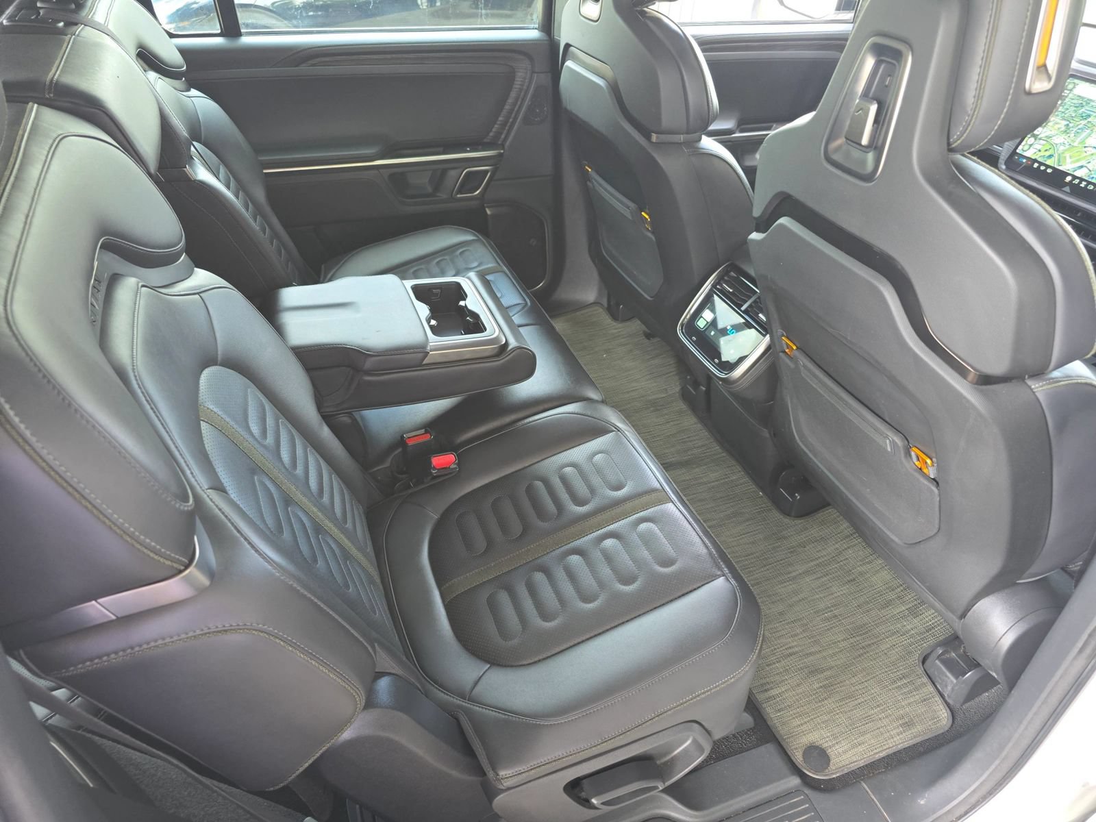 Used 2023 Rivian R1S Adventure Quad AWD/4WD image 30