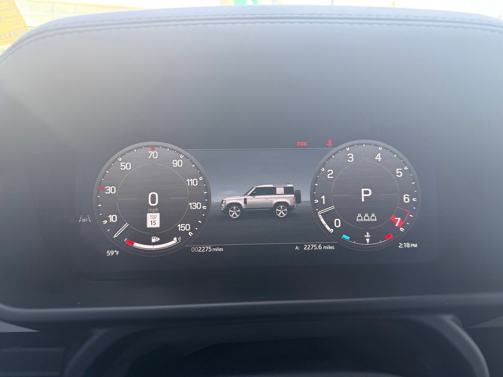 Used 2024 Land Rover Defender 90 X-Dynamic SE AWD/4WD image 9