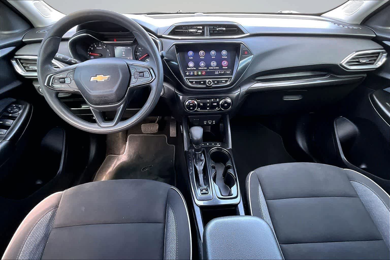 Used 2023 Chevrolet TrailBlazer LT w/ Convenience Package FWD image 10