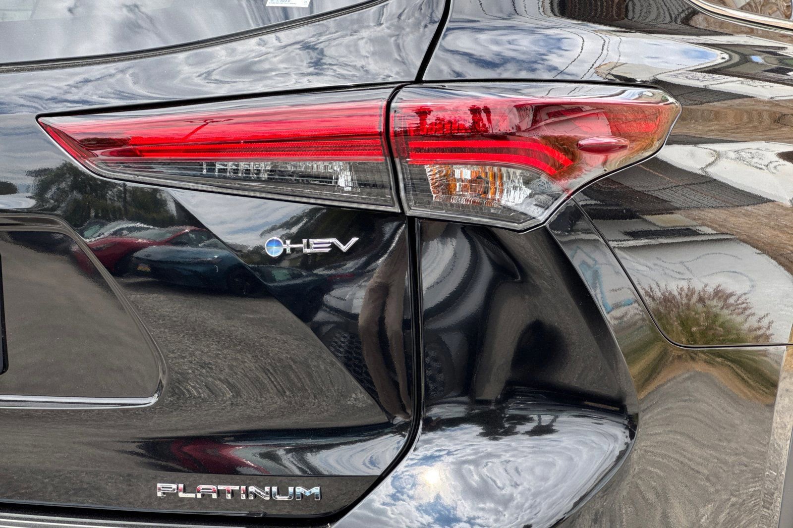New 2026 Toyota Highlander Platinum AWD/4WD image 33