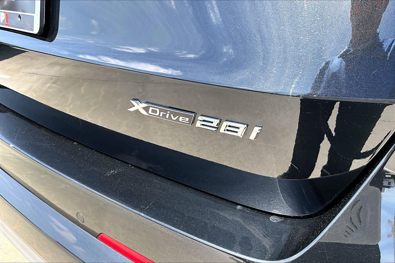 Used 2025 BMW X1 xDrive28i AWD/4WD image 9