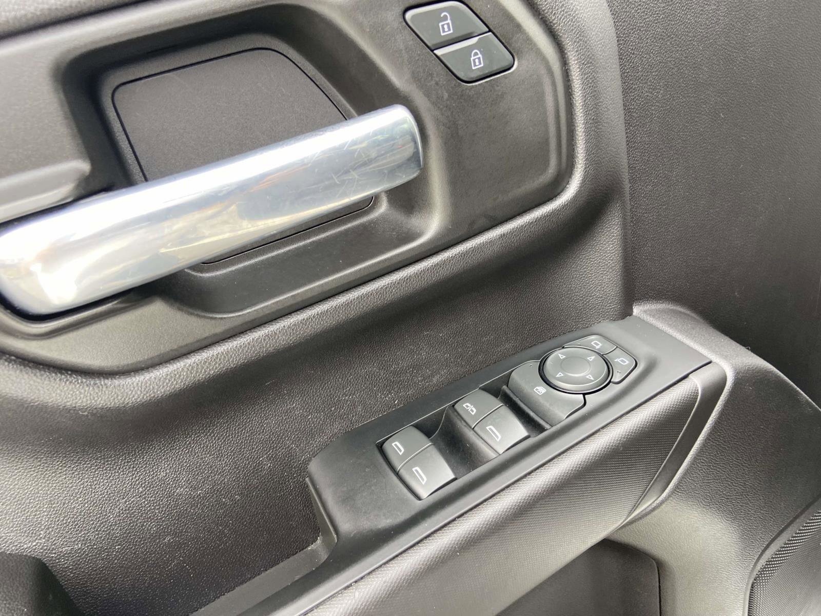 Used 2022 Chevrolet Silverado 1500 Custom image 8