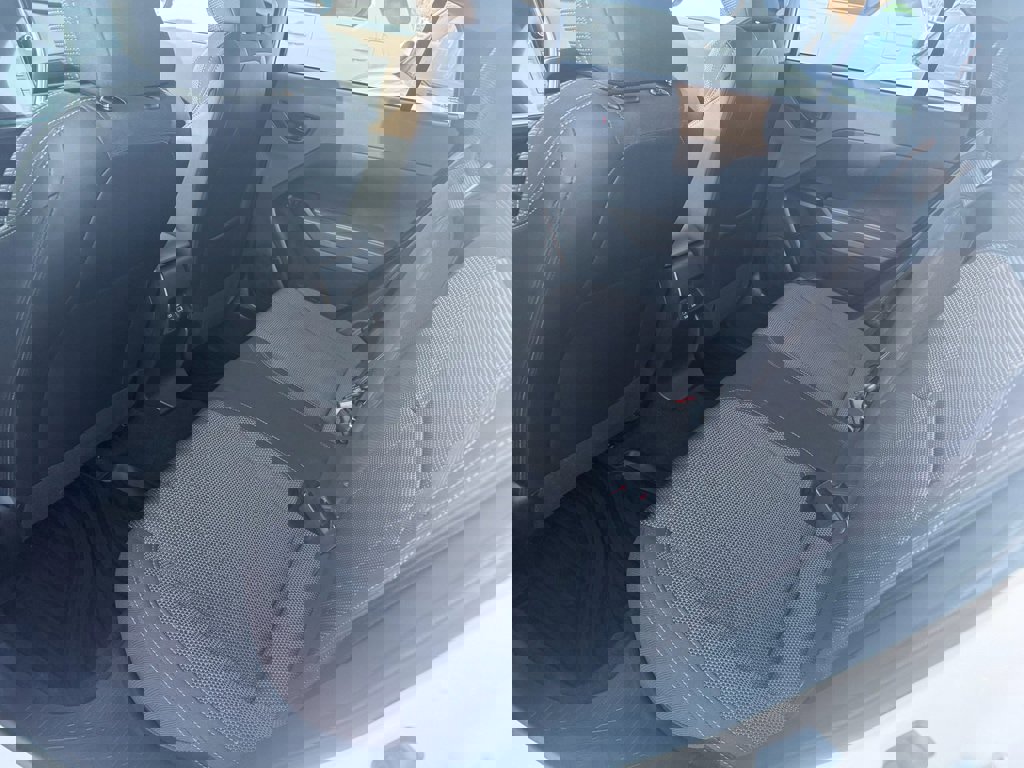 Used 2024 Subaru Crosstrek 2.0i Premium image 18