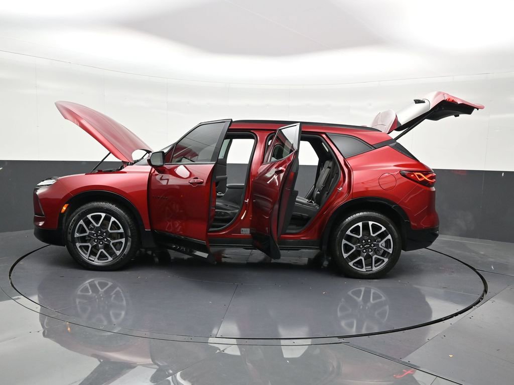 Used 2024 Chevrolet Blazer RS image 34
