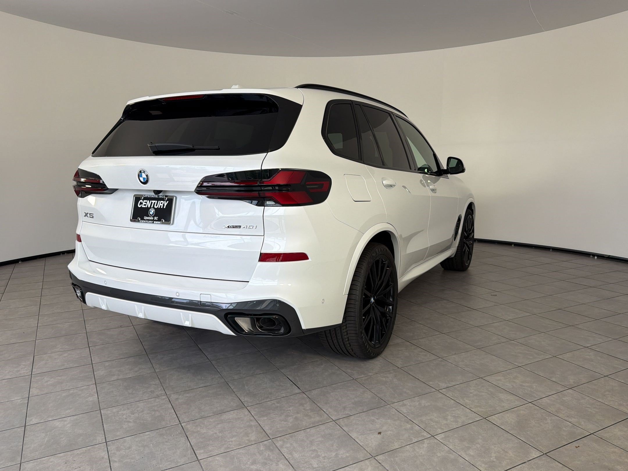 New 2026 BMW X5 xDrive40i w/ M Sport Package AWD/4WD image 9