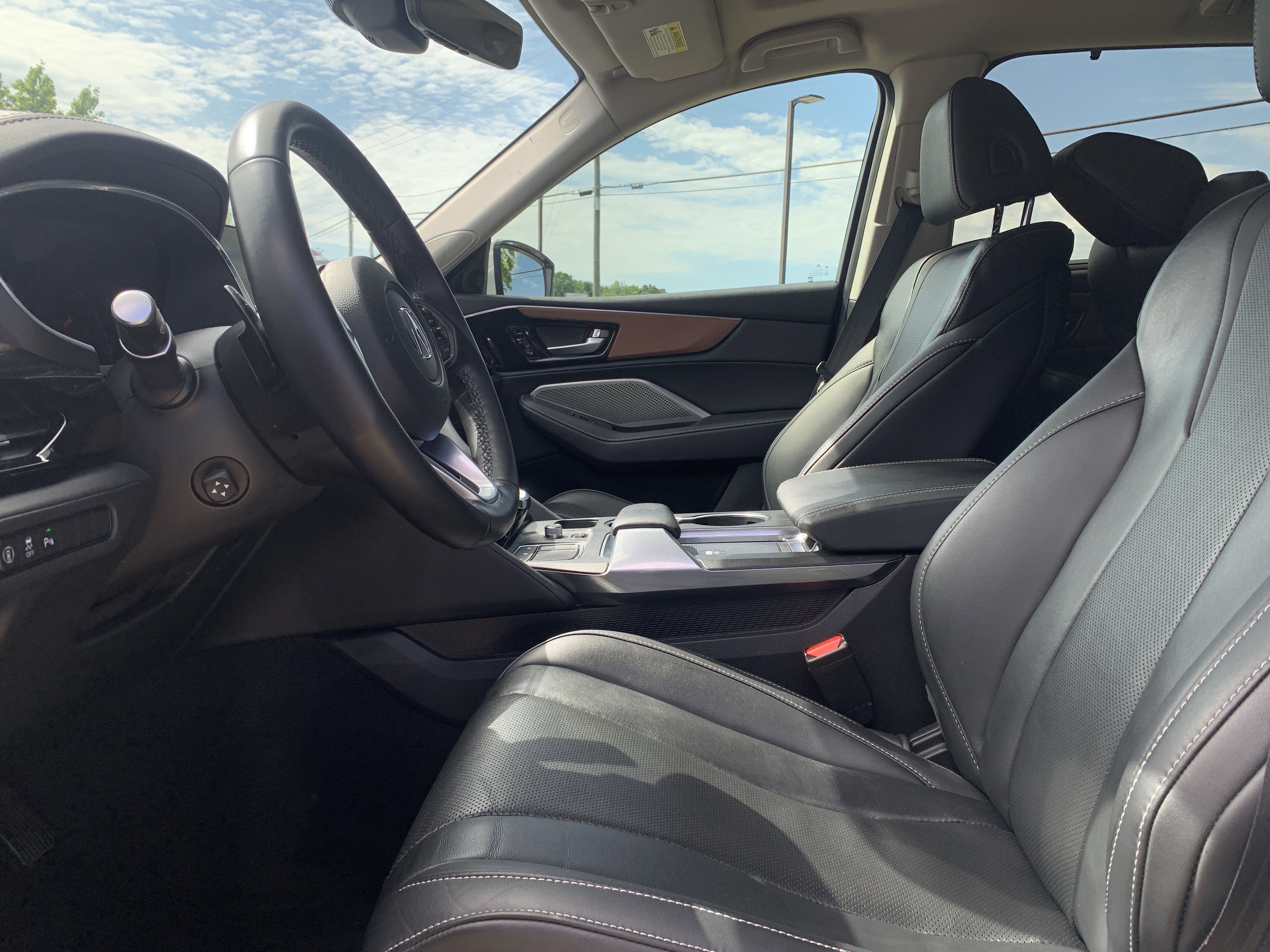 Used 2022 Acura MDX SH-AWD w/ Technology Package image 21