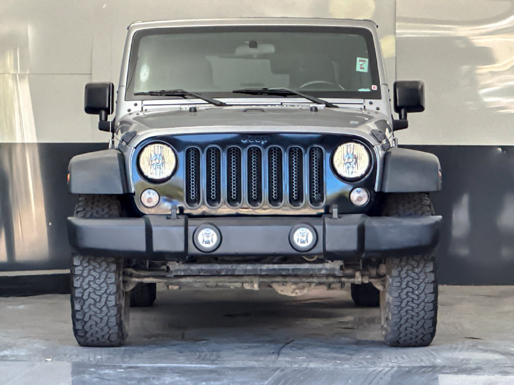 Used 2015 Jeep Wrangler Unlimited Sport AWD/4WD image 8