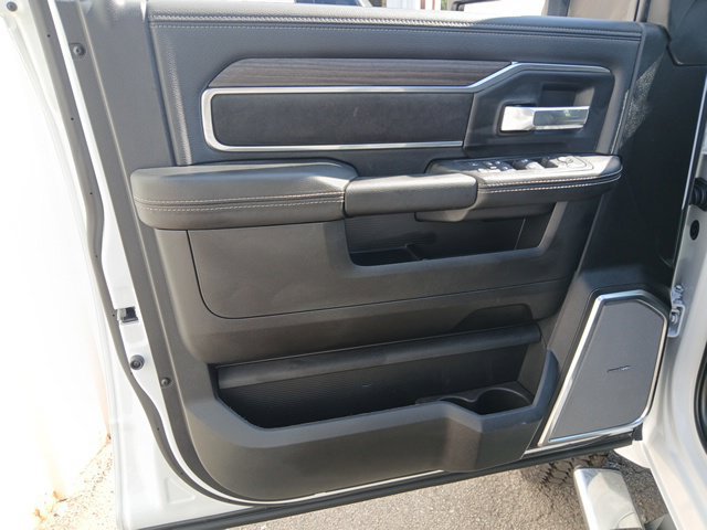 New 2027 RAM 5500 4x4 Crew Cab w/ Laramie Trim Package image 51