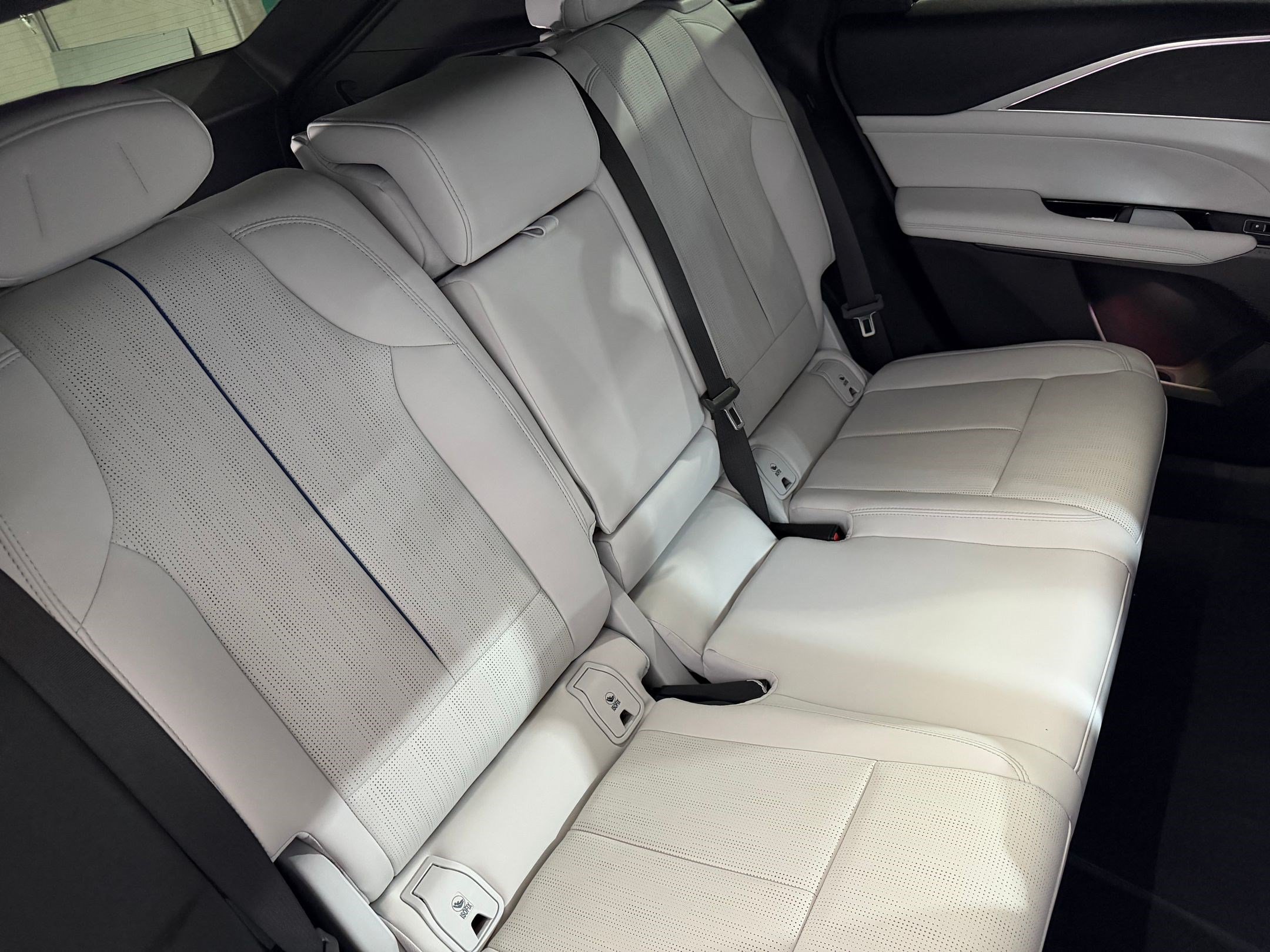 Certified 2025 Cadillac Lyriq Sport w/ LPO, Floor Liner Package RWD image 44