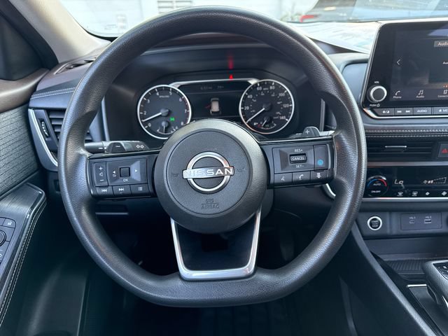 Used 2023 Nissan Rogue SV FWD image 14