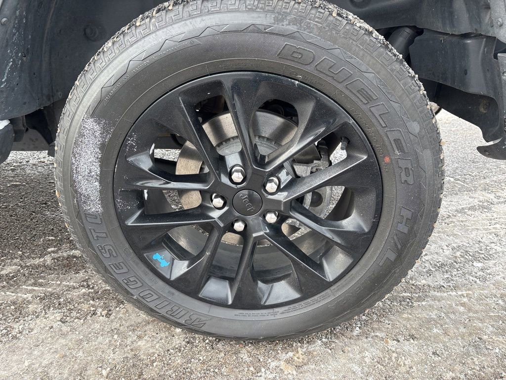 Used 2023 Jeep Wrangler Unlimited Sahara w/ Safety Group image 6