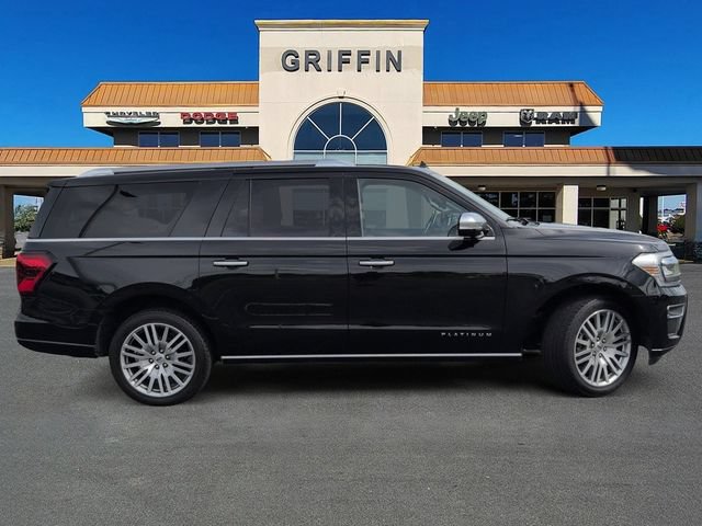Used 2023 Ford Expedition Max Platinum AWD/4WD image 3