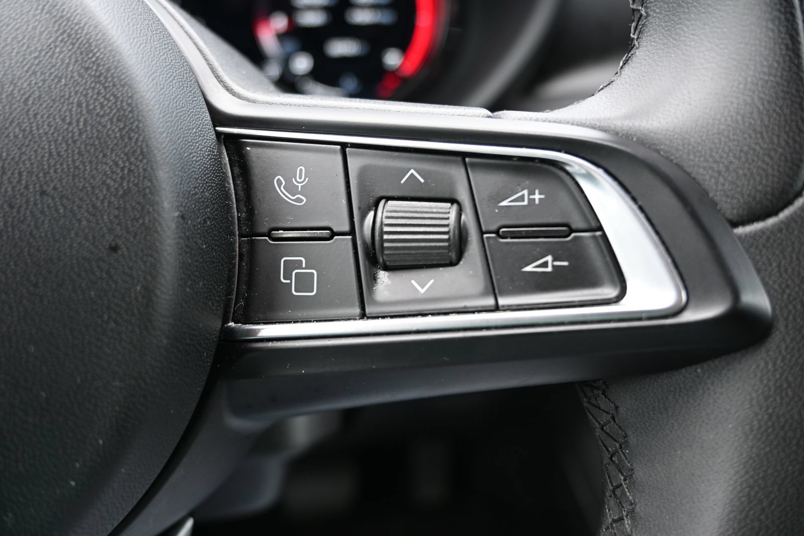 Used 2023 Dodge Hornet GT w/ Cold Weather Group AWD/4WD image 13