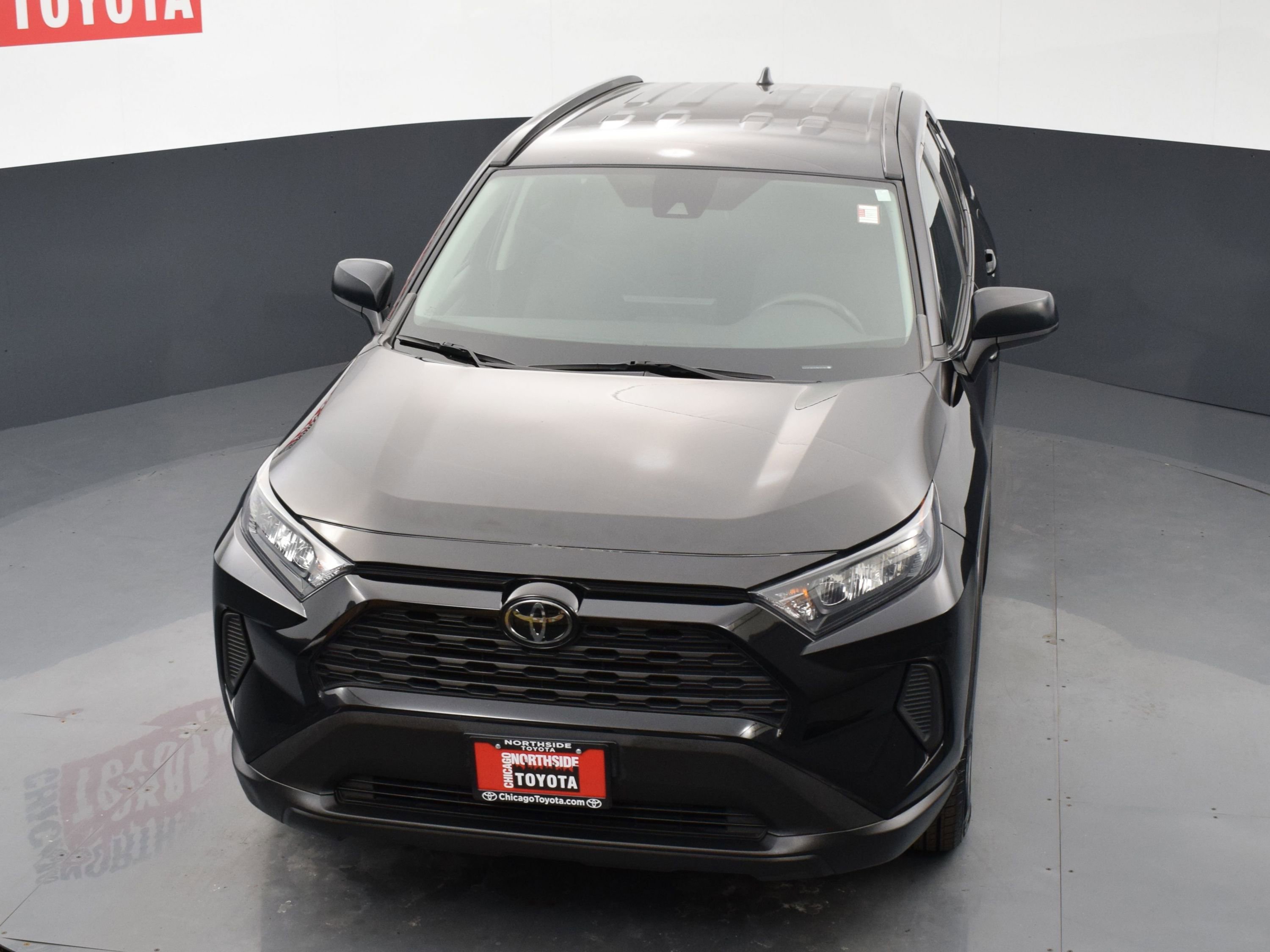 Used 2021 Toyota RAV4 LE AWD/4WD image 22