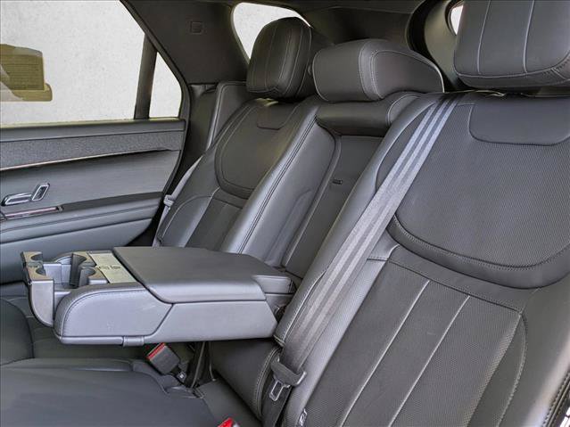 Used 2023 Land Rover Range Rover Sport SE AWD/4WD image 25
