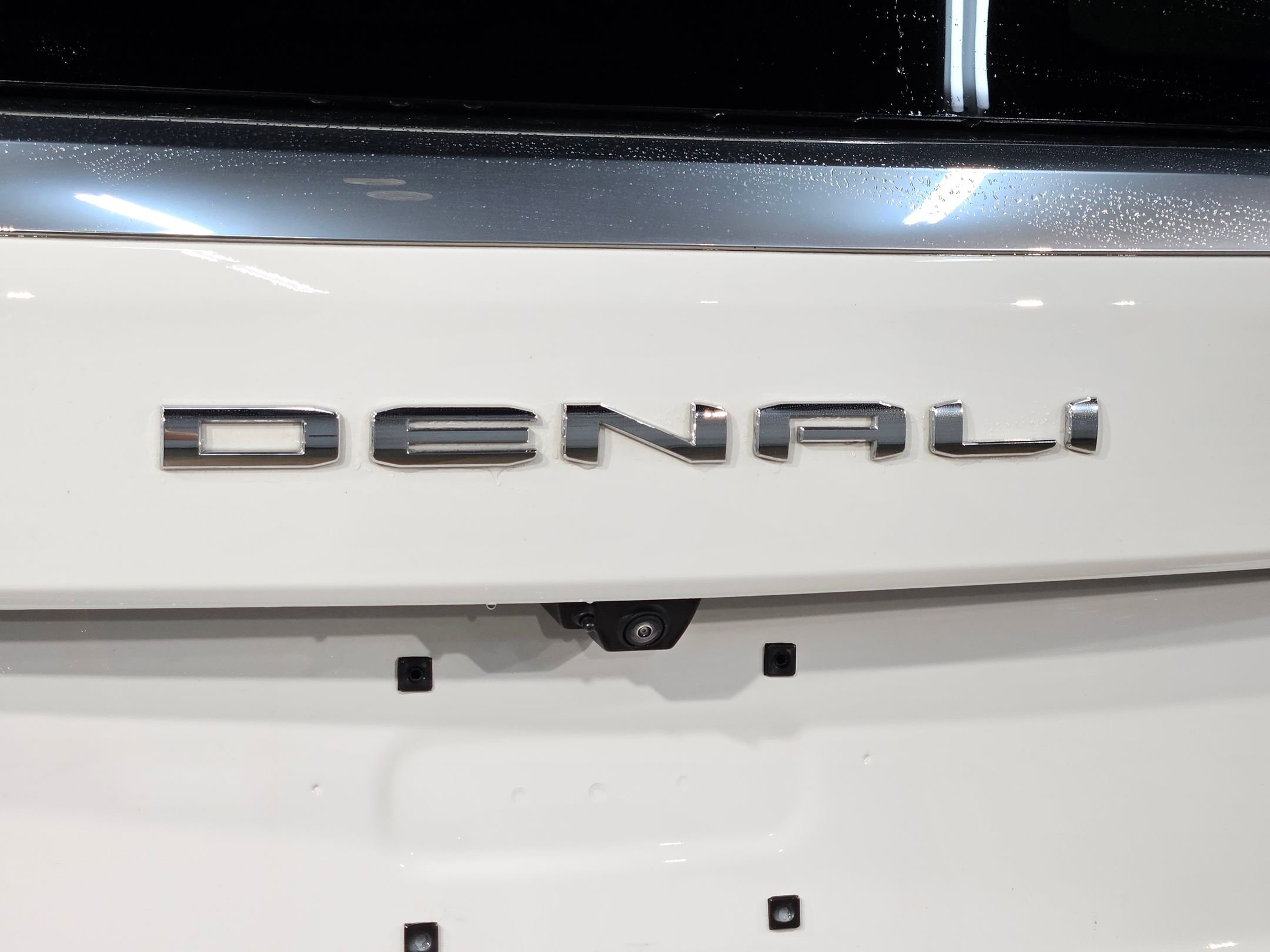 Used 2025 GMC Yukon XL Denali AWD/4WD image 41