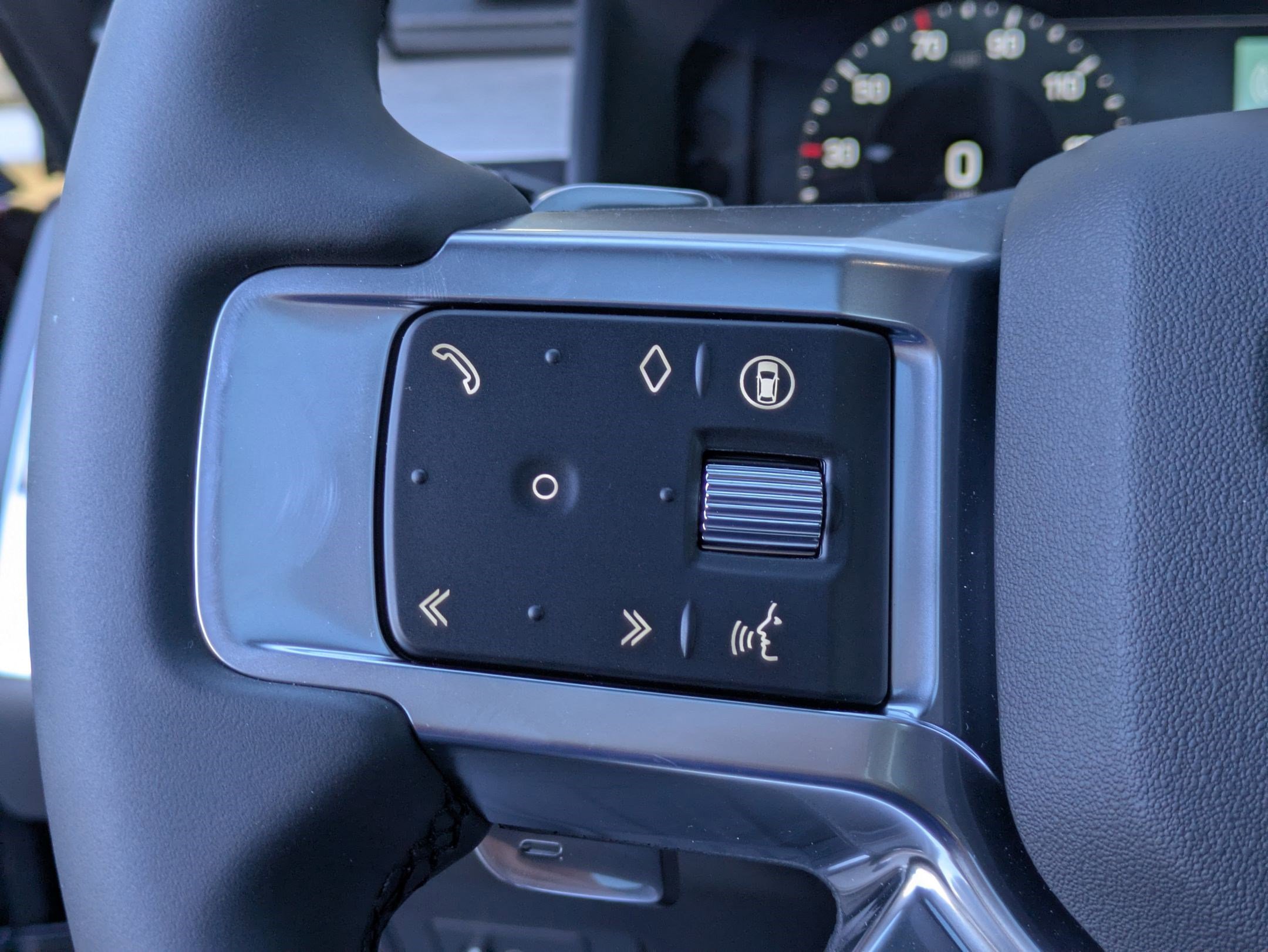 New 2026 Land Rover Discovery Limited Edition image 14