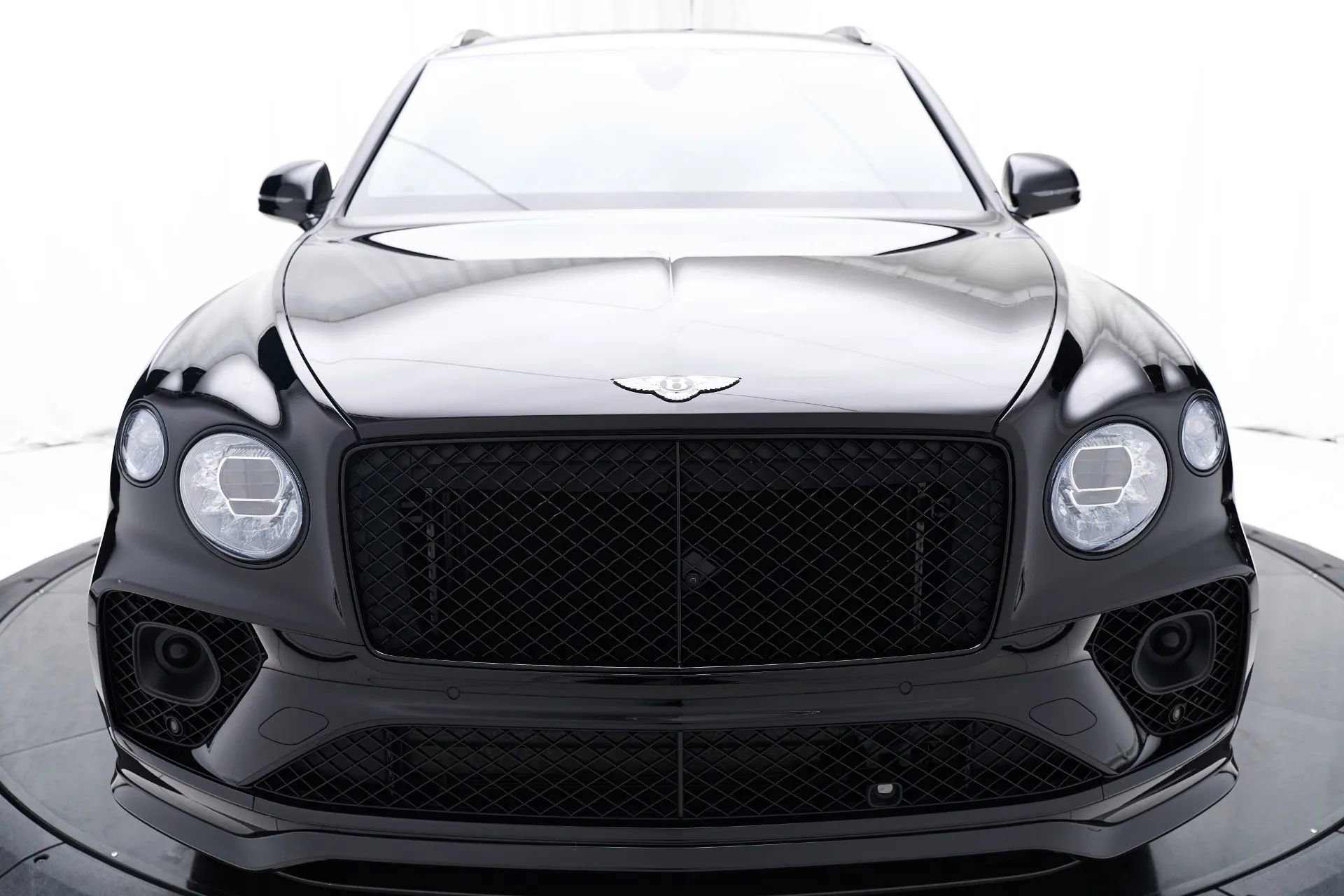 Used 2021 Bentley Bentayga w/ First Edition Specification AWD/4WD image 38