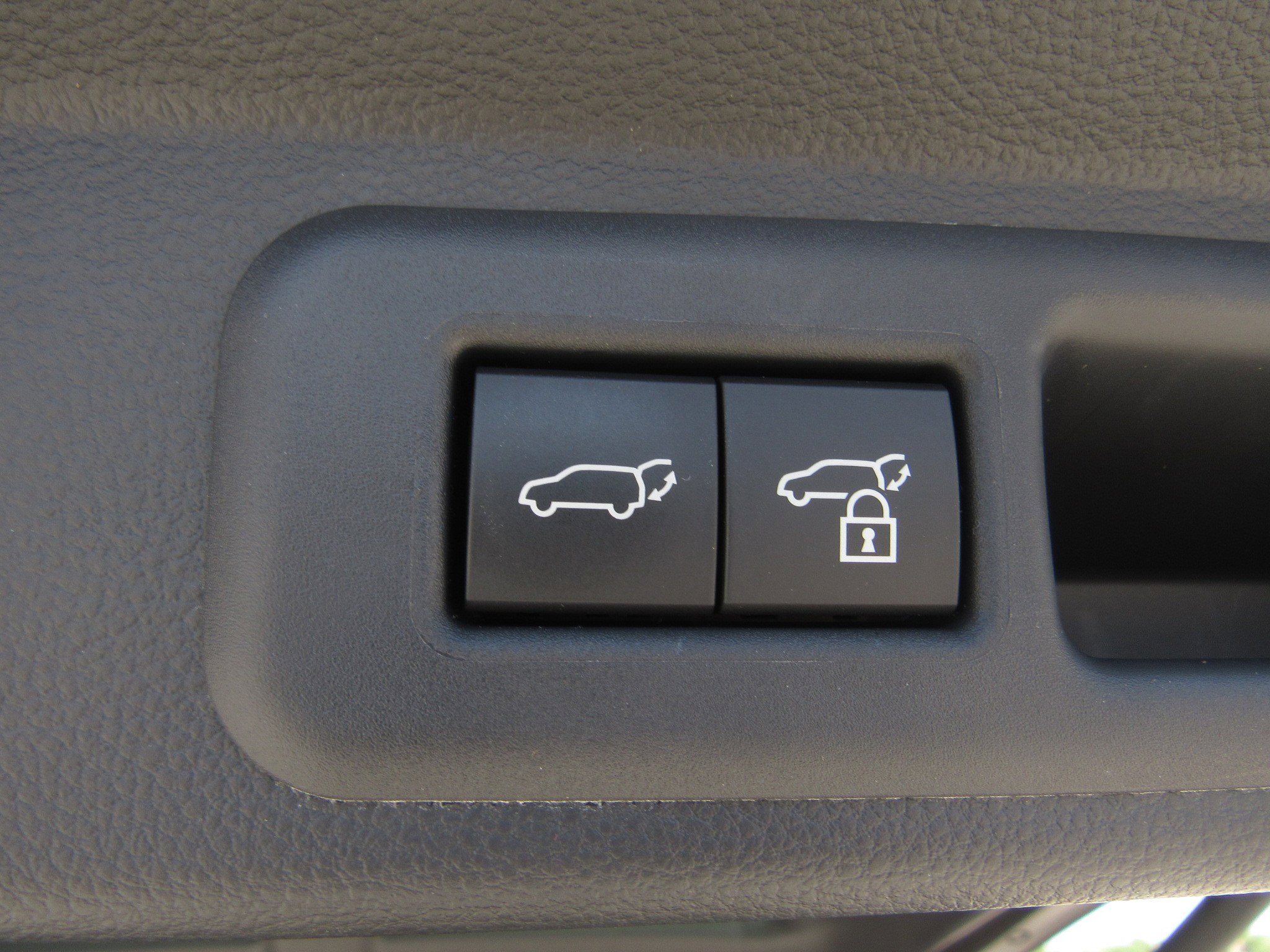 Used 2026 Toyota Sequoia Limited w/ TRD Off-Road Package AWD/4WD image 13
