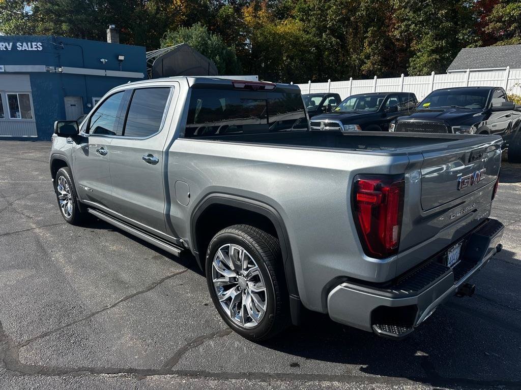 Used 2026 GMC Sierra 1500 Denali AWD/4WD image 3