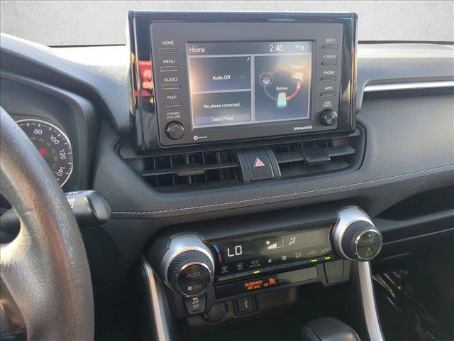Used 2020 Toyota RAV4 LE image 13