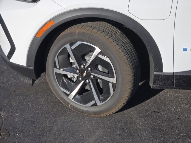 New 2026 Chevrolet Equinox EV LT image 22