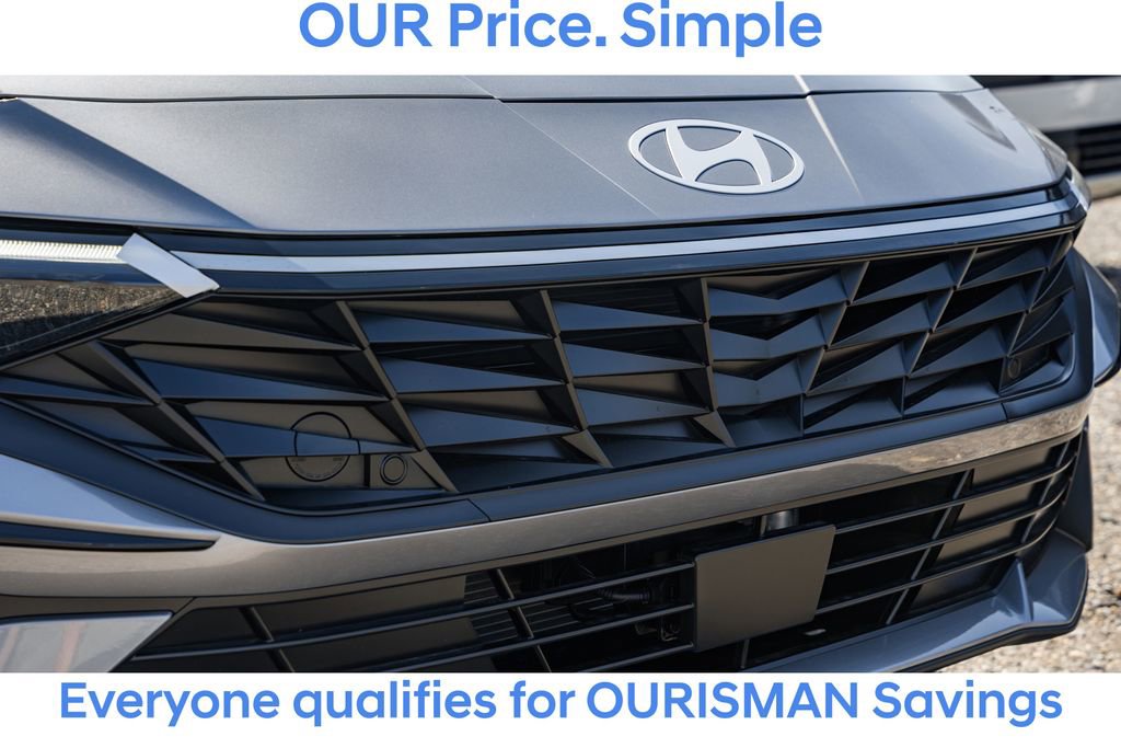 New 2025 Hyundai Elantra Limited image 10