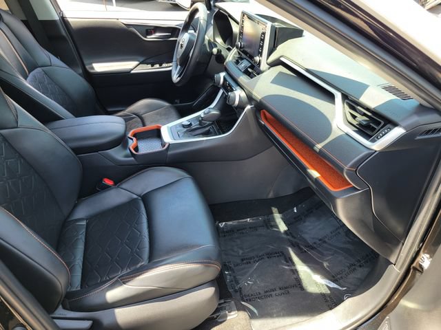 Used 2020 Toyota RAV4 Adventure w/ Carpet Mat Package AWD/4WD image 18