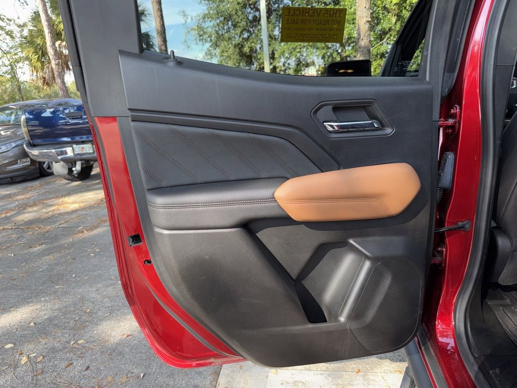 Used 2023 GMC Canyon AT4 w/ AT4 Premium Package image 24