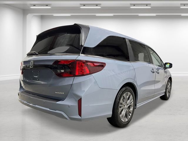 New 2026 Honda Odyssey Touring image 3