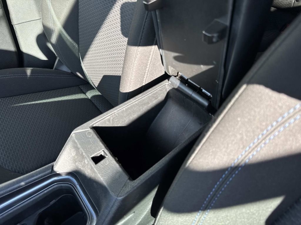 Used 2024 Jeep Compass Sport image 49