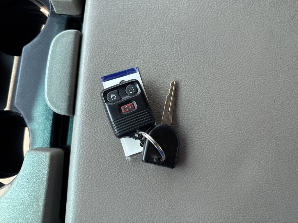 Used 2008 Ford F250 XLT image 26