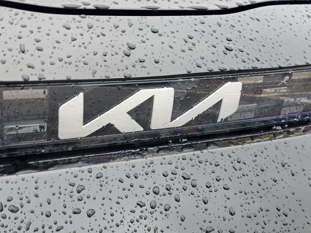 Certified 2023 Kia Soul EX image 3