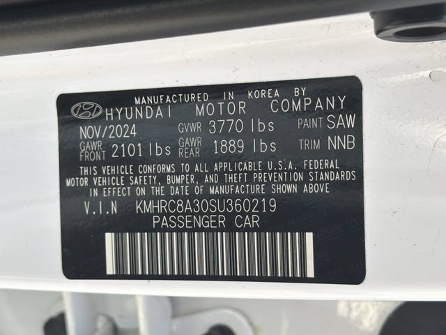 Certified 2025 Hyundai Venue SEL FWD image 37