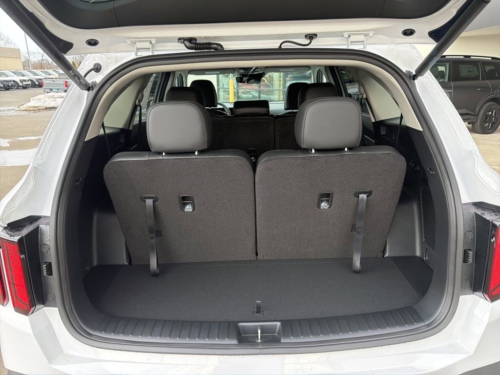 New 2026 Kia Sorento EX image 17