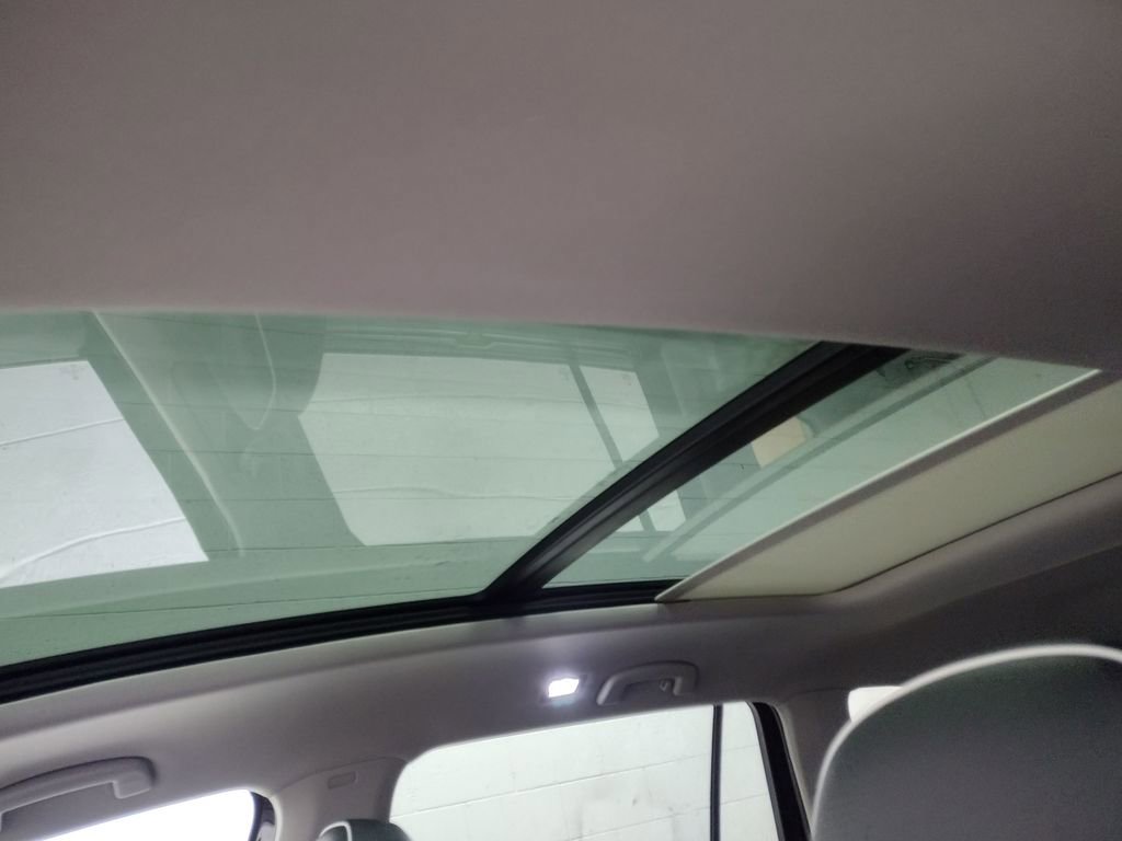 New 2026 Volkswagen Atlas SEL Premium R-Line image 29