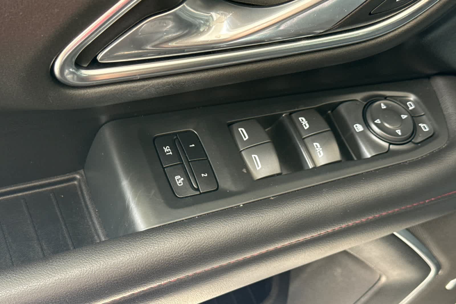 Used 2021 Chevrolet Suburban RST AWD/4WD image 13