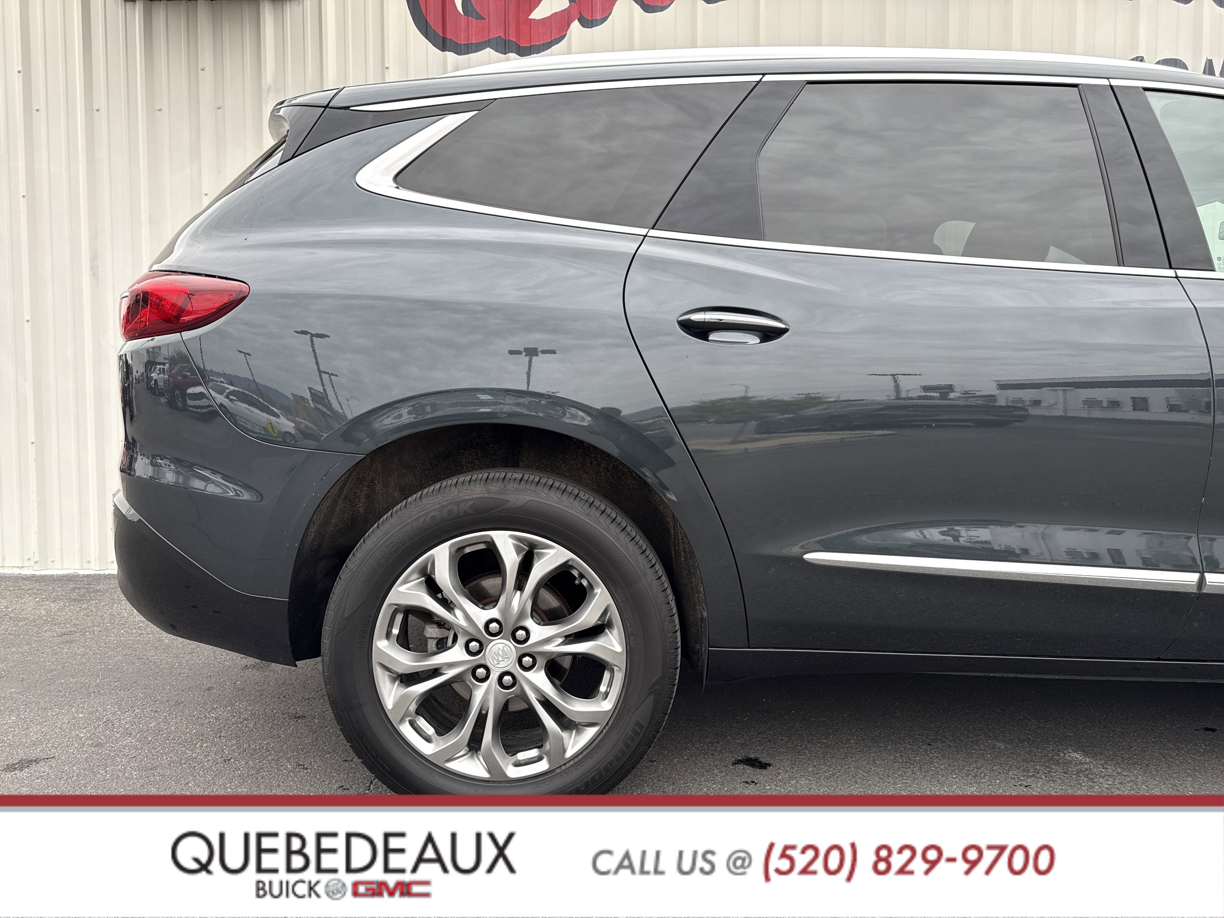 Used 2018 Buick Enclave Avenir w/ Avenir Technology Package image 13