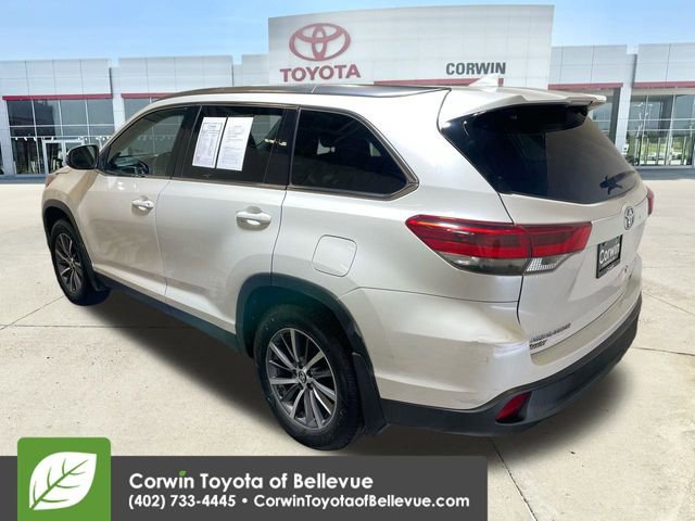 Used 2019 Toyota Highlander XLE image 6