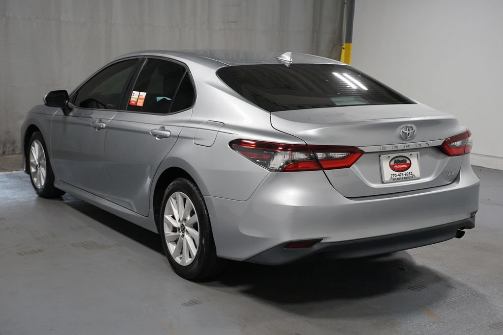 Certified 2022 Toyota Camry LE FWD image 6