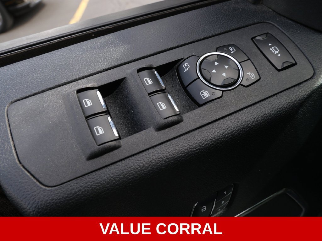 Used 2017 Ford F350 Lariat w/ Lariat Ultimate Package AWD/4WD image 15