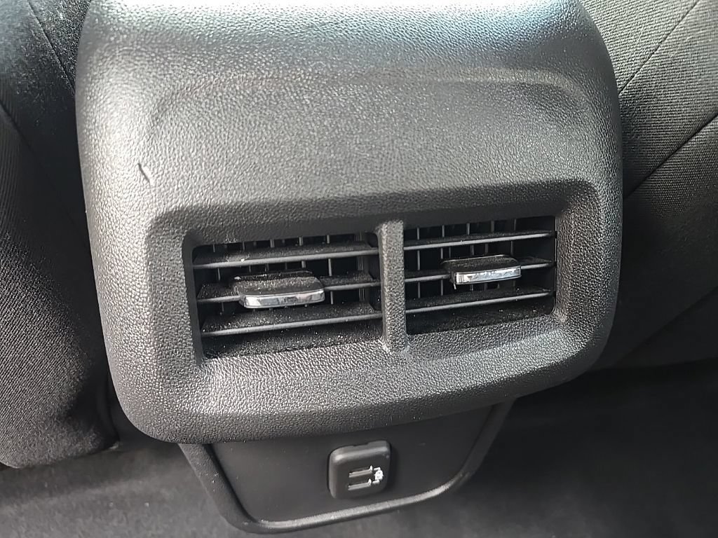 Used 2021 Chevrolet Equinox LT AWD/4WD image 40